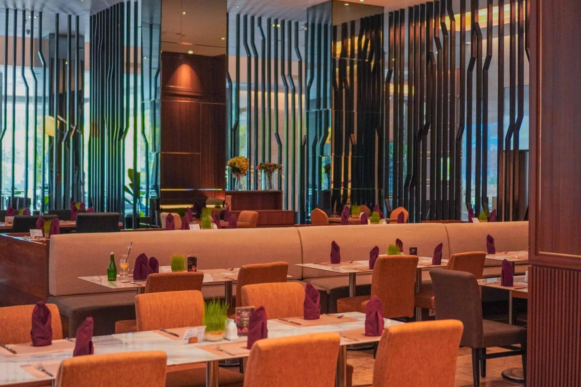 The Premiere Hotel Пеканбару Экстерьер фото
